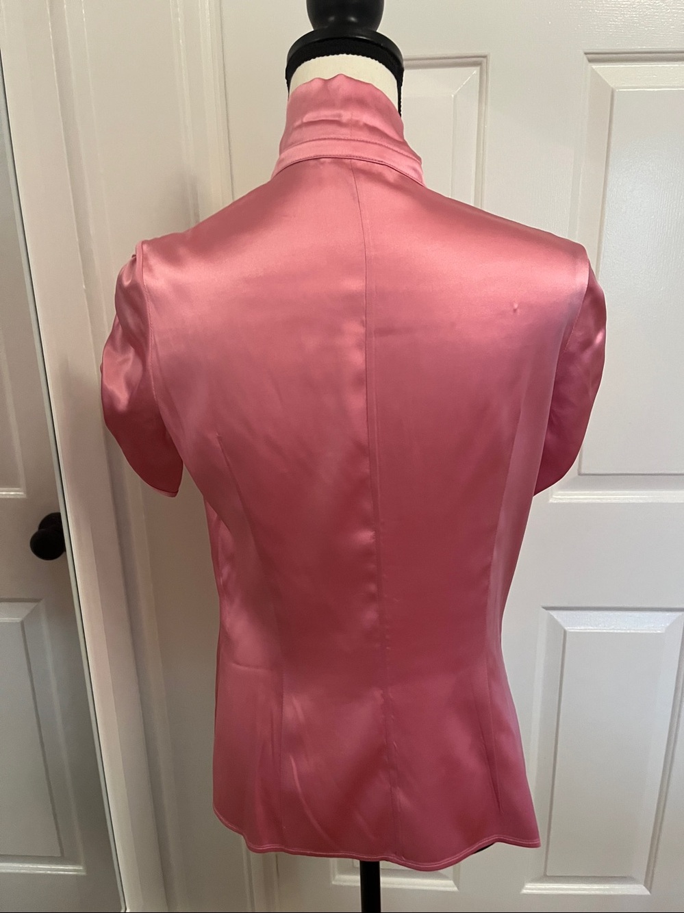 Rena Lange Hammered Silk Button Up Bow Tie Blouse Deep Pink Short Puff Sleeves - Picture 5 of 10